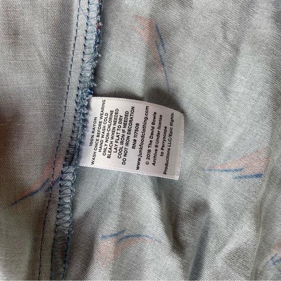 Lightening Bolt button down dress - Picture 4 of 4